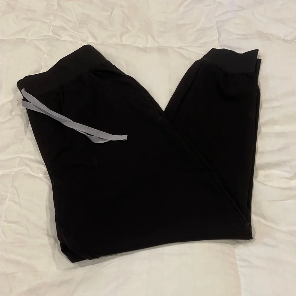 Figs Black Jogger Scrub Pants - Picture 1 of 2